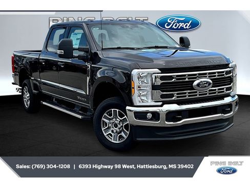 New 2025 Ford F250 XLT image 1