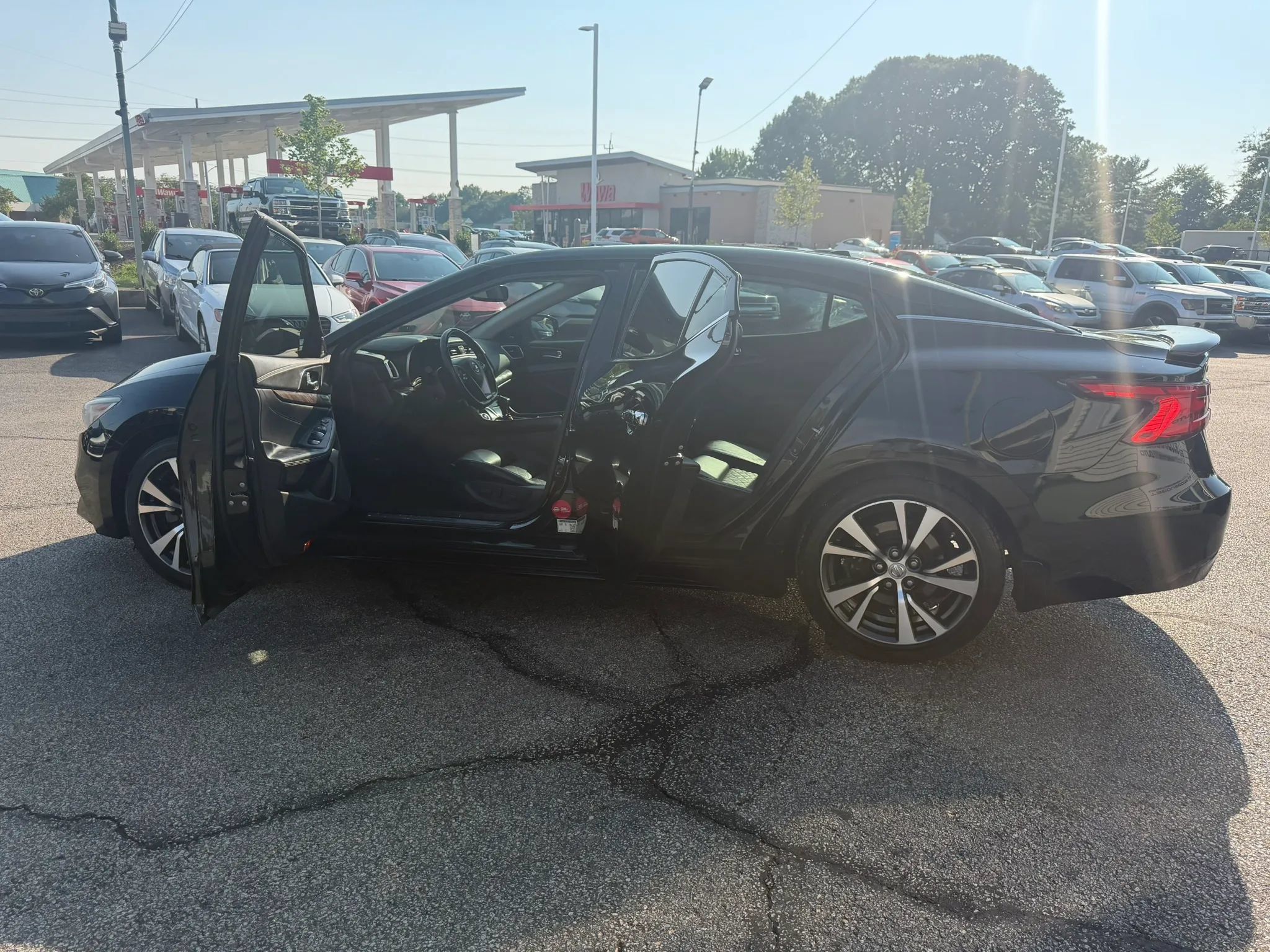 Used 2017 Nissan Maxima Platinum FWD image 10