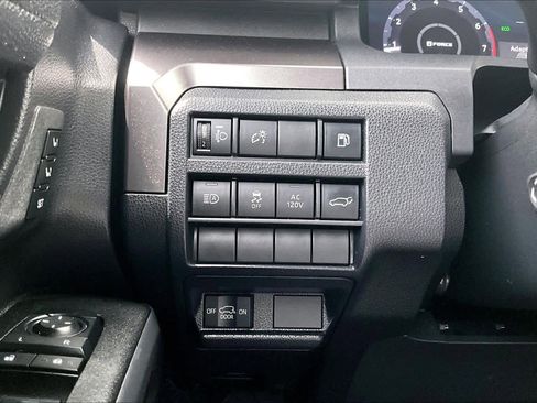 Used 2025 Toyota 4Runner TRD Sport Premium w/ Tow Technology Package AWD/4WD image 35