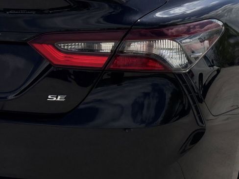 Used 2023 Toyota Camry SE FWD image 10