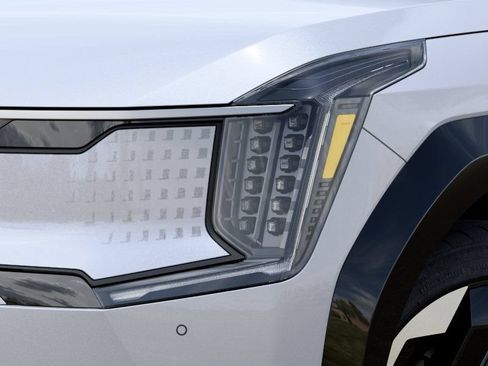 New 2026 Kia EV9 Land AWD/4WD image 10