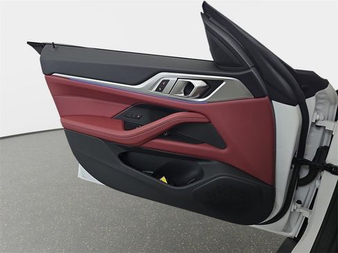 Used 2023 BMW i4 eDrive35 w/ Premium Package image 29