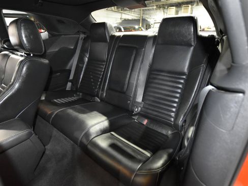 Used 2009 Dodge Challenger R/T RWD image 36
