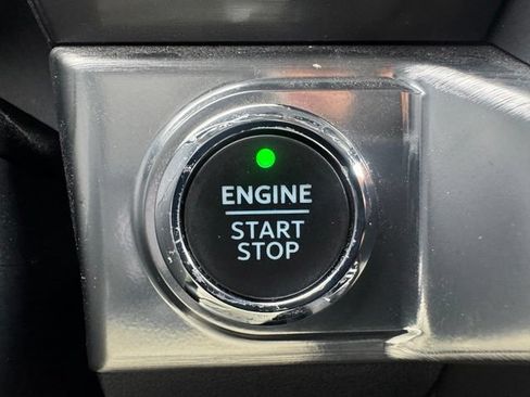 Used 2021 Ford F150 Lariat w/ Equipment Group 502A High AWD/4WD image 33