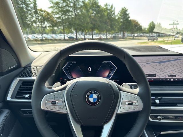 Certified 2026 BMW X7 xDrive40i w/ Premium Package AWD/4WD image 22