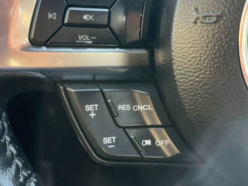 Used 2019 Ford Mustang Coupe w/ Equipment Group 101A RWD image 20