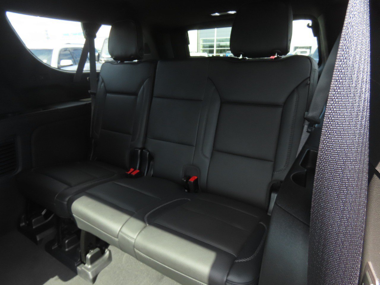 Used 2023 GMC Yukon XL Denali w/ Denali Reserve Package AWD/4WD image 22