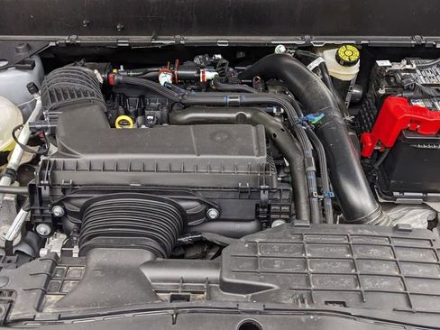 Certified 2025 Ford Maverick Lariat w/ Black Appearance Package image 44