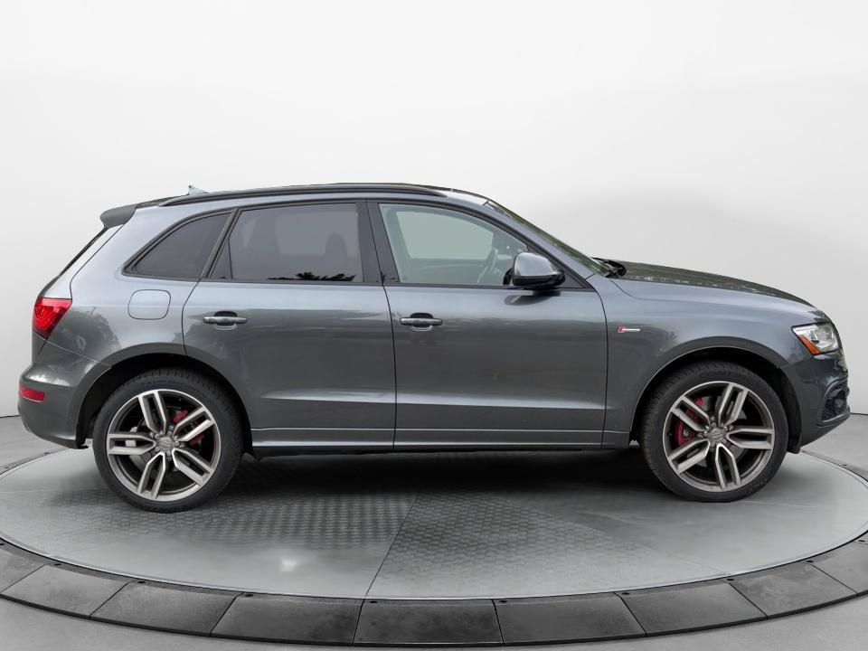 Used 2016 Audi SQ5 Premium Plus w/ Technology Package AWD/4WD image 8