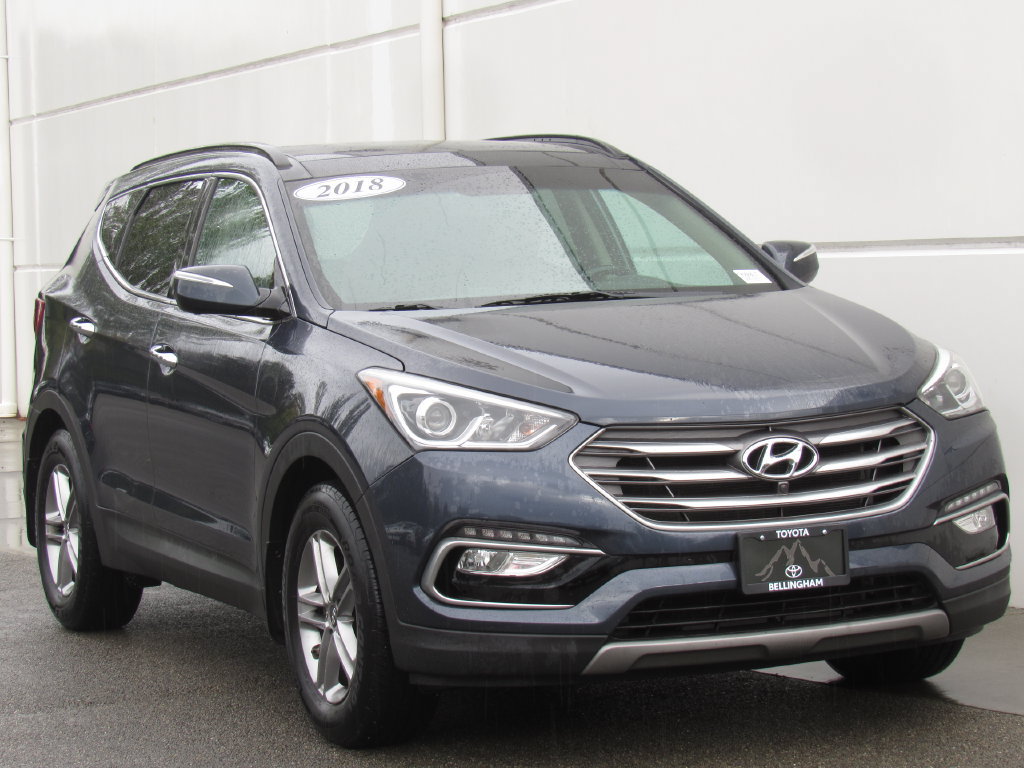 Used 2018 Hyundai Santa Fe Sport w/ 2.4L Tech Package 04 FWD image 2