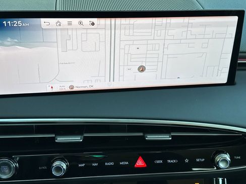 New 2026 Genesis GV70 2.5T image 8