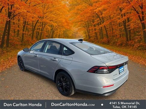 Used 2025 Honda Accord SE image 6