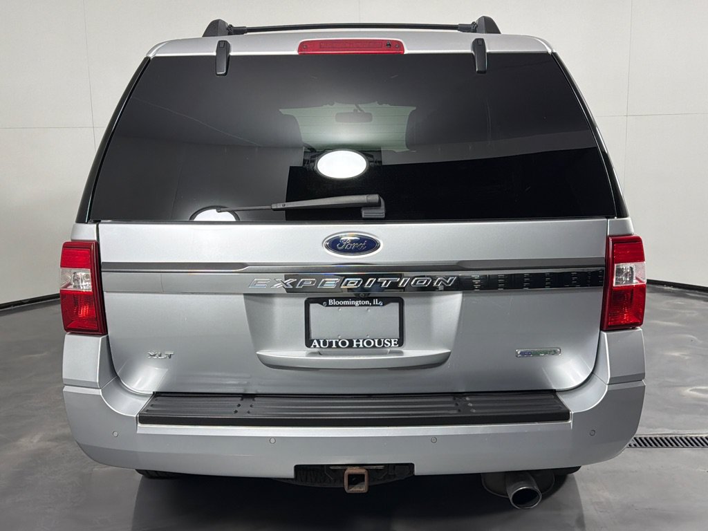 Used 2017 Ford Expedition XLT w/ Equipment Group 202A AWD/4WD image 6