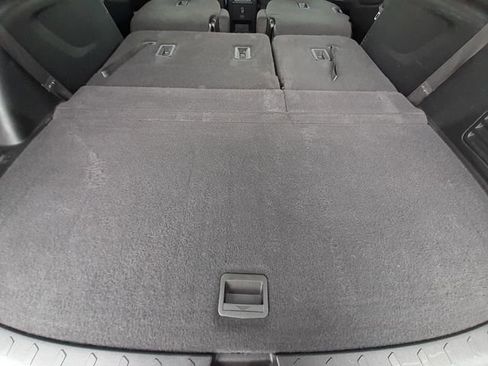 Used 2020 Chevrolet Traverse LT w/ LPO, Floor Liner Package AWD/4WD image 48