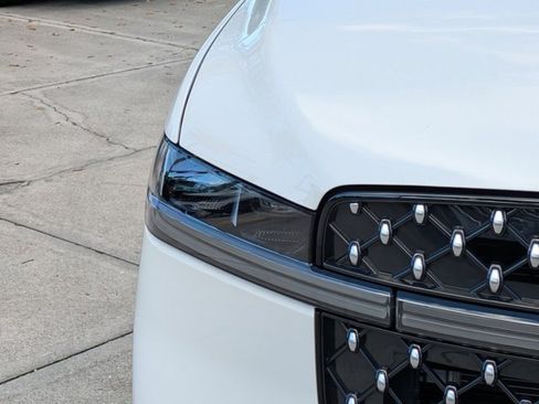 Used 2025 Lincoln Navigator L Black Label image 9