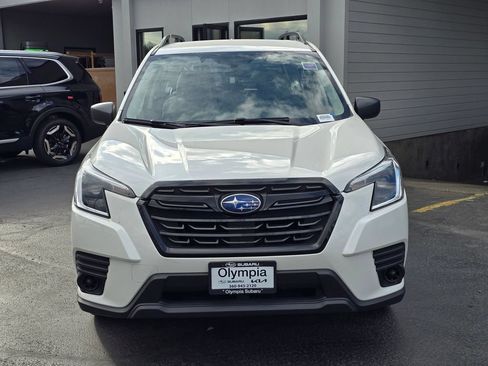Used 2022 Subaru Forester w/ Popular Package #2 AWD/4WD image 2