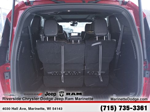 New 2026 Chrysler Pacifica Limited w/ S Appearance Package image 9