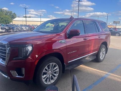 Used 2021 GMC Yukon SLT w/ SLT Luxury Package AWD/4WD image 1