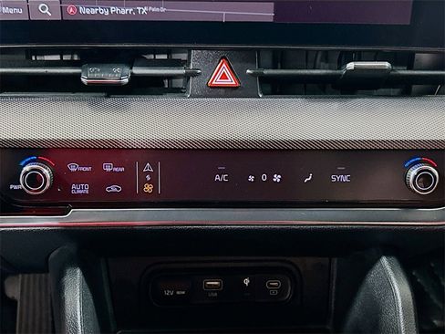 Used 2023 Kia Sportage SX image 14