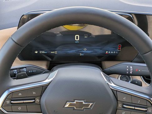 New 2026 Chevrolet Equinox ACTIV w/ Convenience Package III image 31