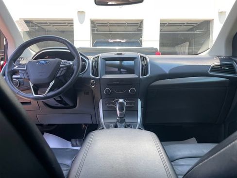 Used 2017 Ford Edge SEL w/ Equipment Group 201A AWD/4WD image 18