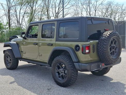 Used 2025 Jeep Wrangler Unlimited Sport AWD/4WD image 7