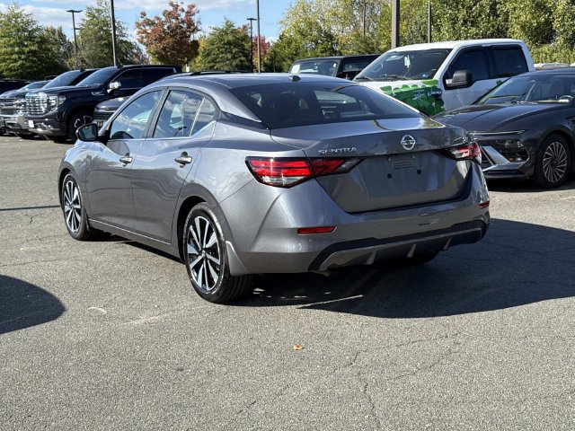Used 2022 Nissan Sentra SV w/ SV Premium Package FWD image 4
