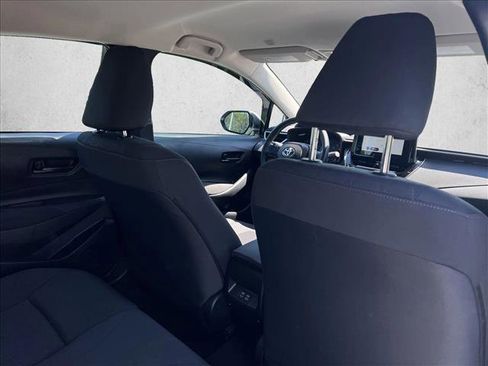 Certified 2025 Toyota Corolla LE image 22