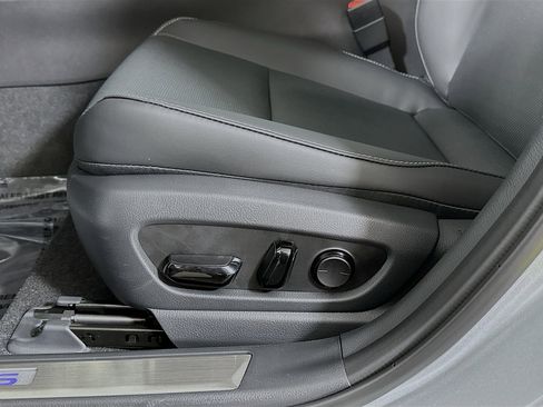 New 2026 Lexus UX 300h AWD w/ Accessory Package (2T) image 18