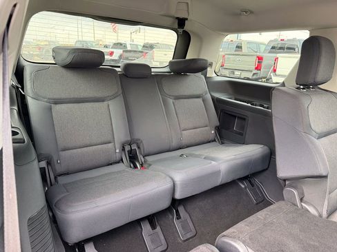 Used 2025 Ford Expedition Active image 20