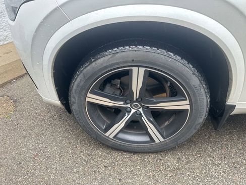 Used 2018 Volvo XC90 T6 R-Design AWD/4WD image 9