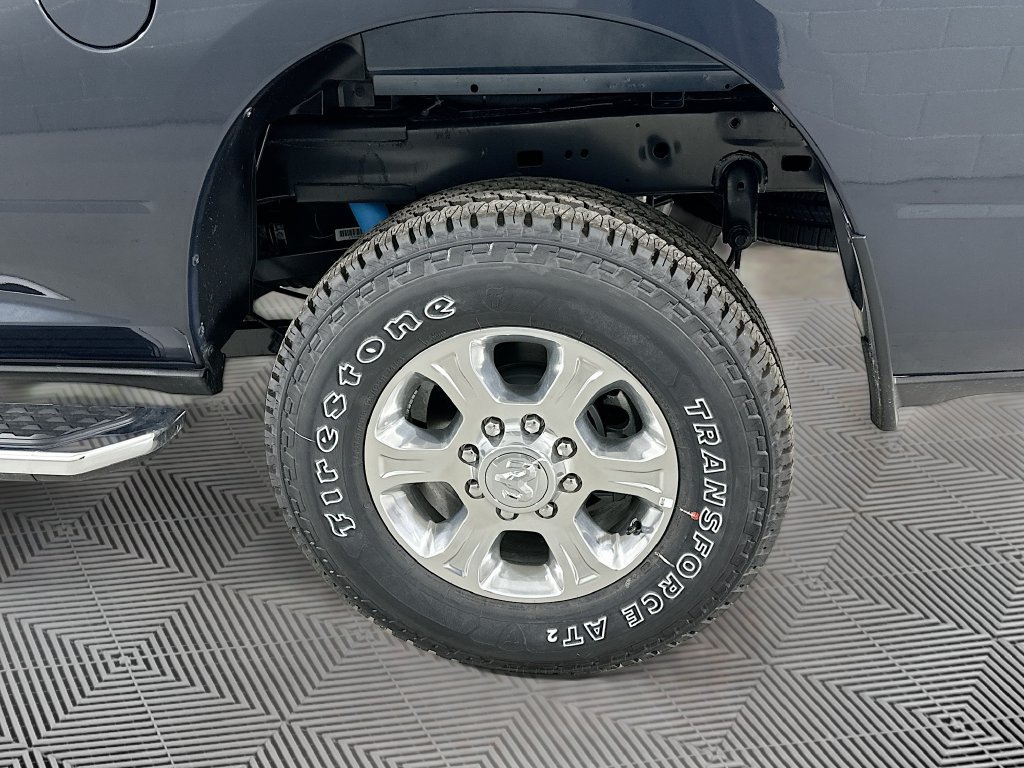 New 2026 RAM 2500 Big Horn AWD/4WD image 16