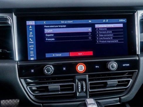 Used 2025 Porsche Macan Turbo image 50