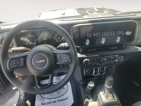 New 2026 Jeep Gladiator Sport AWD/4WD image 10