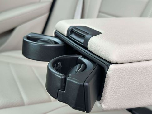 Certified 2022 Mercedes-Benz GLC 300 4MATIC image 10