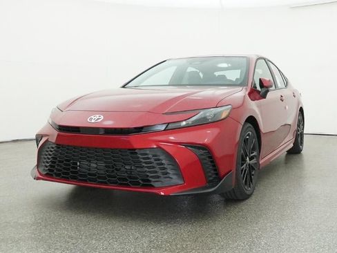 New 2026 Toyota Camry SE FWD image 32