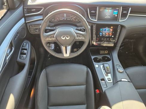 Certified 2025 INFINITI QX50 Luxe image 15