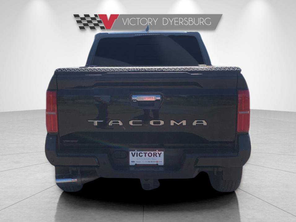 Used 2024 Toyota Tacoma Limited w/ Limited Package (LT) AWD/4WD image 5
