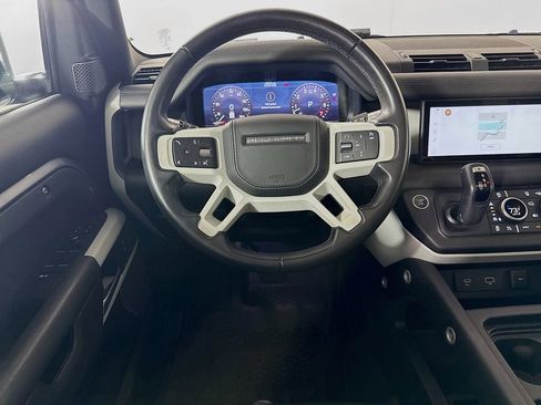 Used 2020 Land Rover Defender 110 HSE AWD/4WD image 25