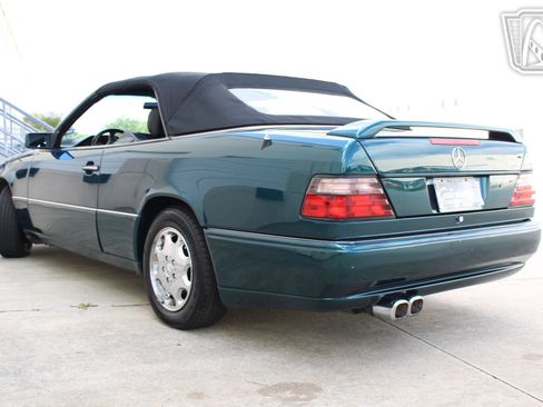 Used 1994 Mercedes-Benz E 320 Convertible image 17