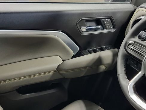 New 2026 Chevrolet Colorado ZR2 AWD/4WD image 22