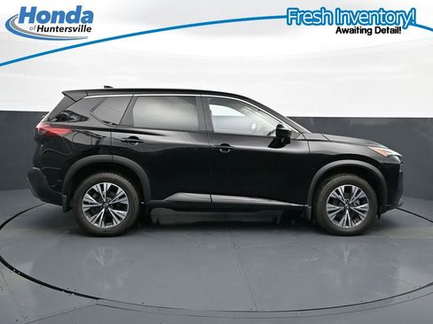 Used 2023 Nissan Rogue SV AWD/4WD image 11