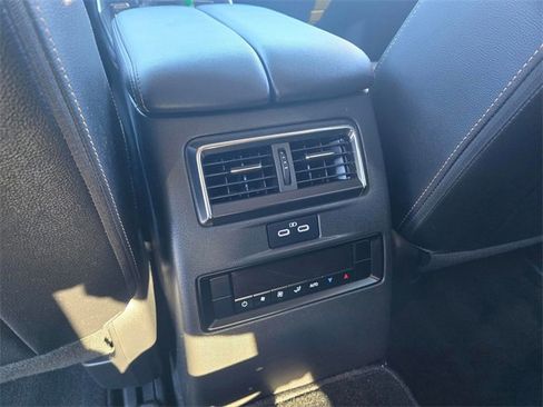 Certified 2024 MAZDA CX-90 Plug-In Hybrid w/ Premium Pkg image 10