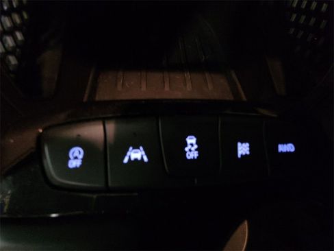 Certified 2023 Chevrolet TrailBlazer LT w/ Convenience Package image 33