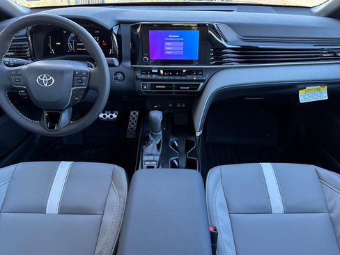 New 2026 Toyota Camry SE image 13
