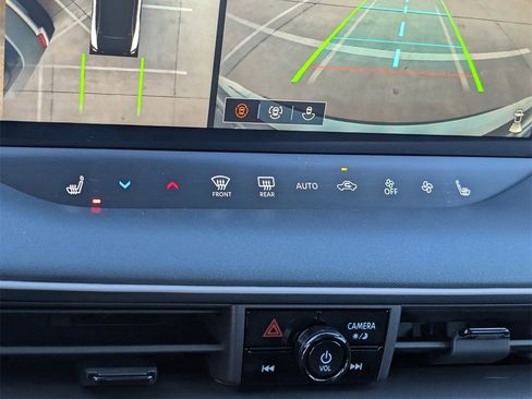 New 2026 Nissan Leaf Platinum+ image 14