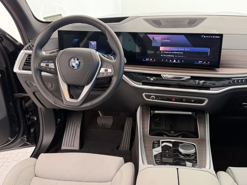 Certified 2024 BMW X5 xDrive50e w/ Premium Package AWD/4WD image 29