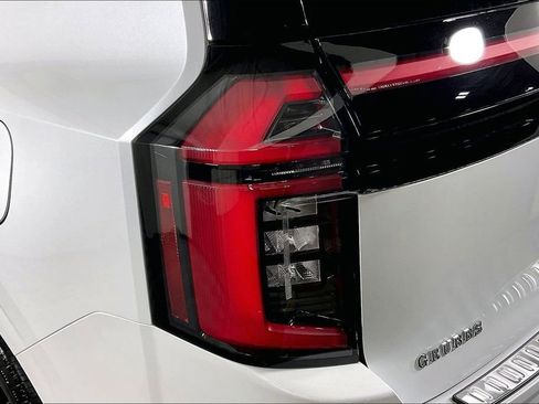 New 2026 Nissan Armada Platinum Reserve AWD/4WD image 38