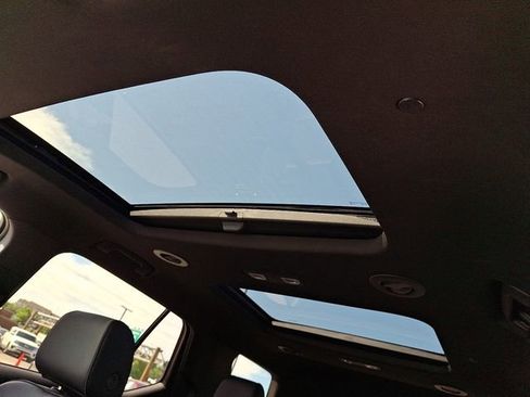 Used 2023 Chevrolet Traverse RS w/ LPO, Floor Liner Package AWD/4WD image 15