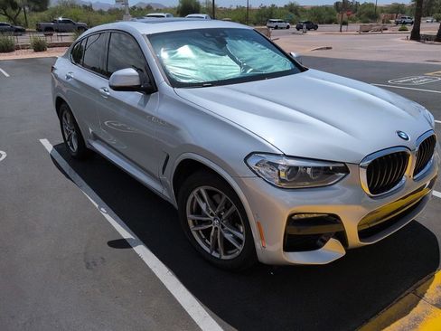 Used 2021 BMW X4 xDrive30i w/ M Sport Package AWD/4WD image 3